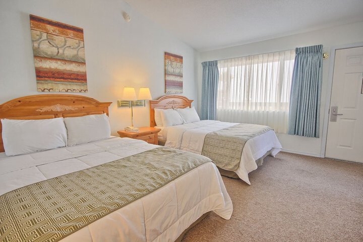Room 33 of 62