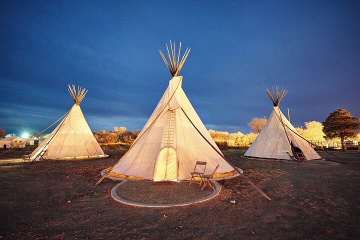 El Cosmico