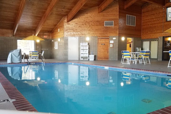 Pool 8 of 54