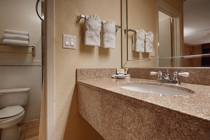 Best Western Pearland Inn