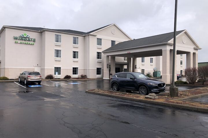 Hotel 1 of 28