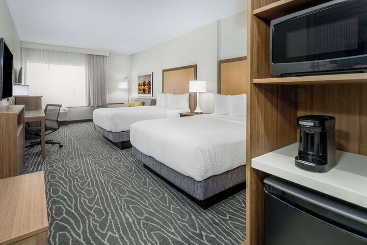 Room 21 of 60