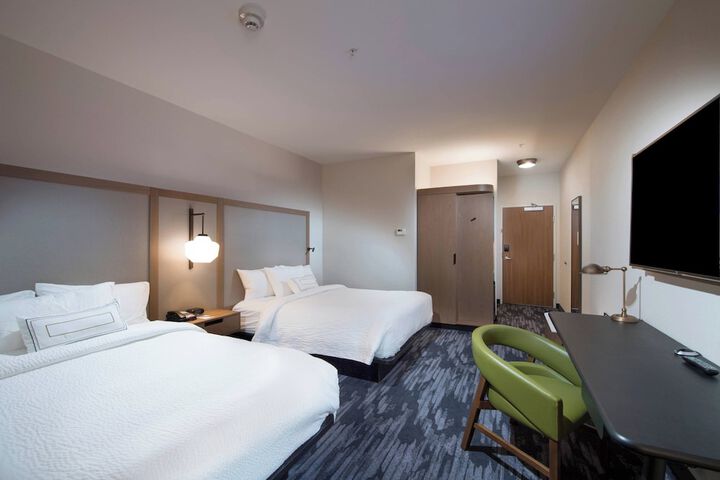 Room 12 of 33
