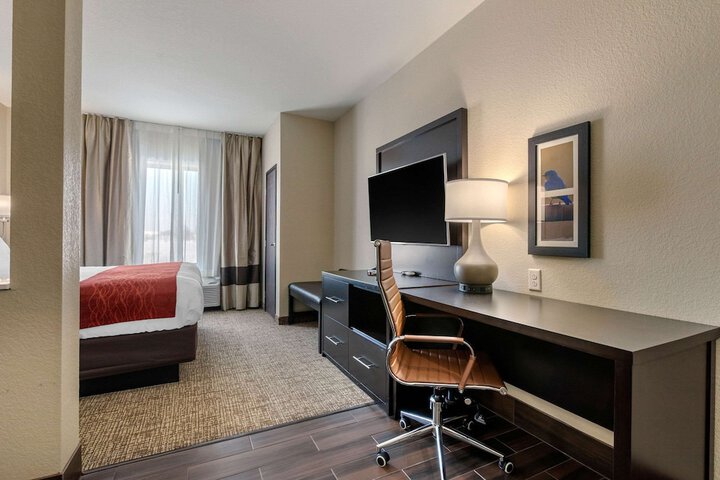 Room 32 of 56