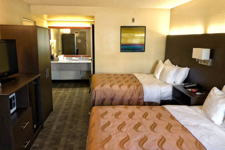 Room 7 of 21