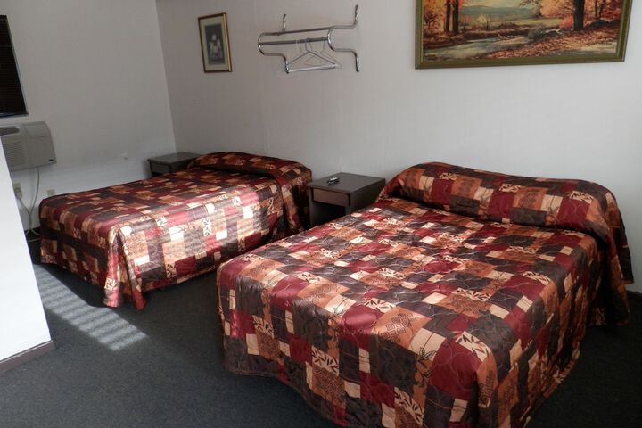 Trail Motel