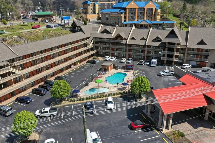 Hotel 2 of 85