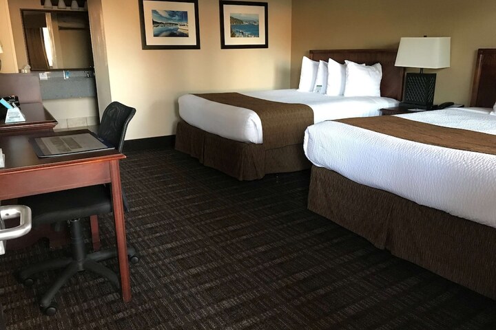 Room 27 of 36