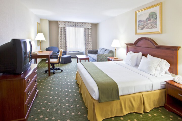 Room 45 of 80