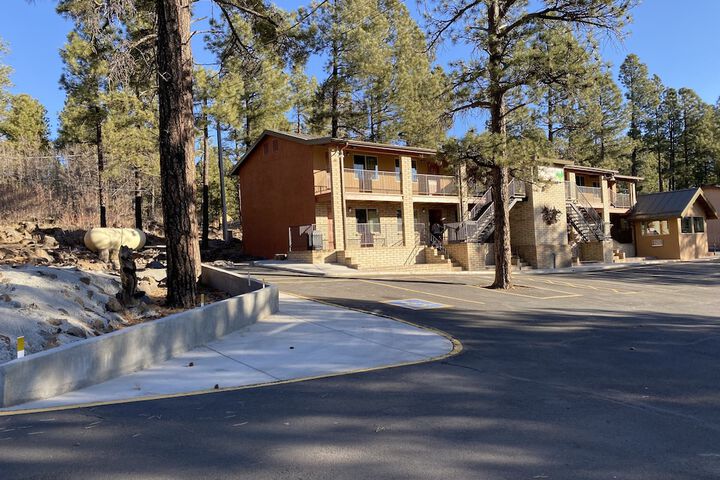 Motel in The Pines