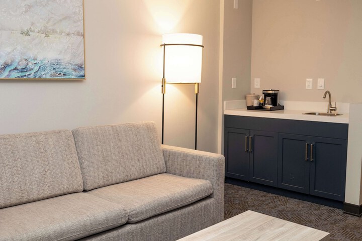 Room 20 of 38