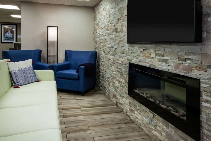 Hotel Interior 7 of 31