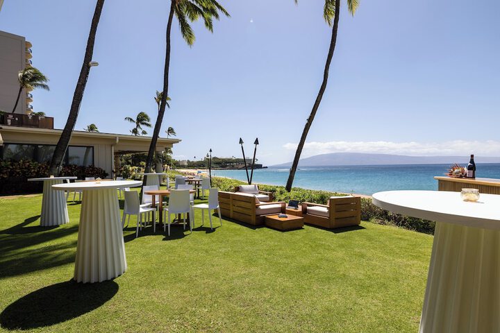 Royal Lahaina Resort & Bungalows