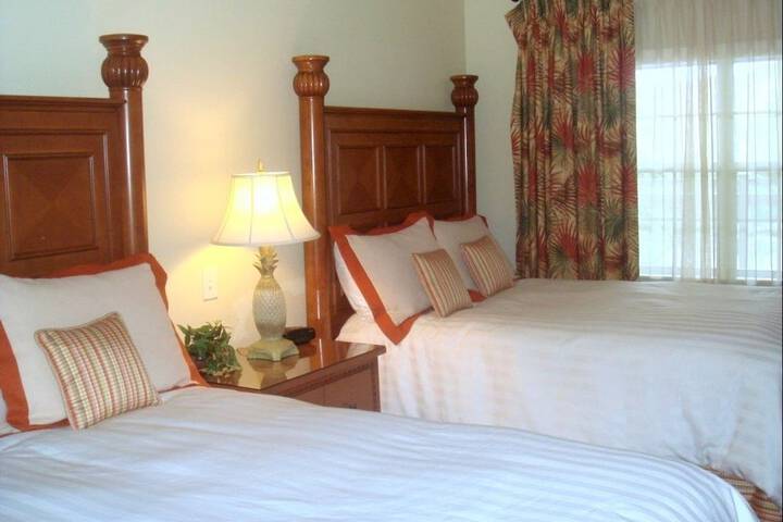 Room 10 of 19