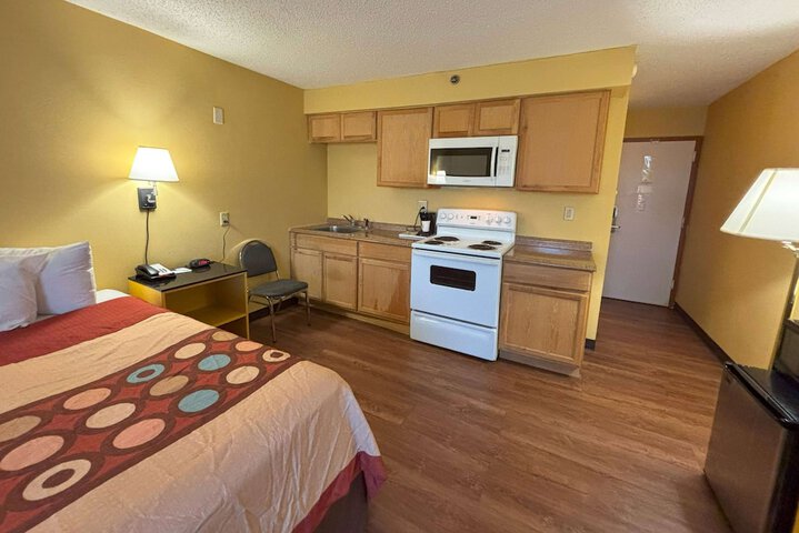 Super 8 by Wyndham OFallon
