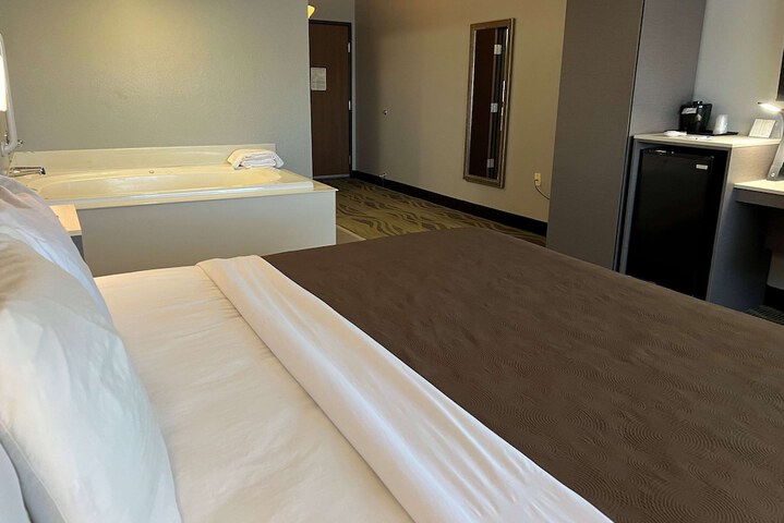 Room 20 of 25