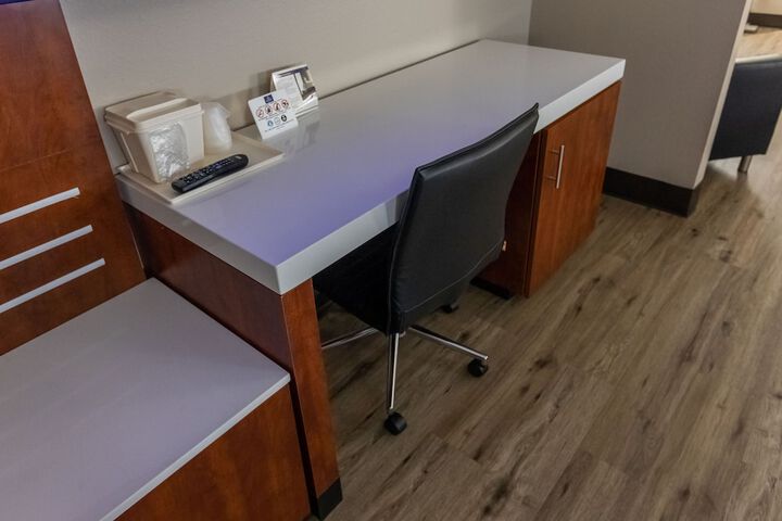 Room 125 of 170