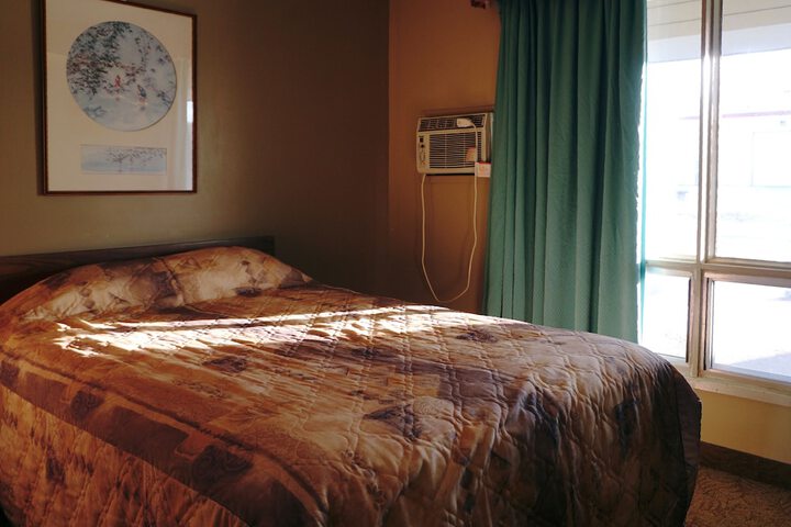 Room 27 of 54
