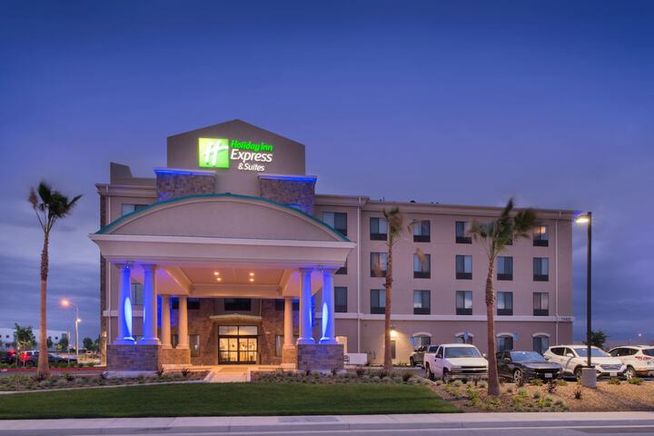 Hotel 2 of 41