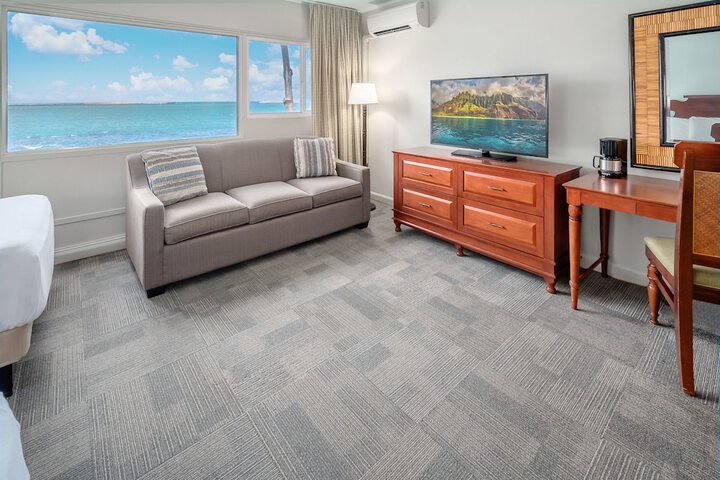 Maui Beach Hotel