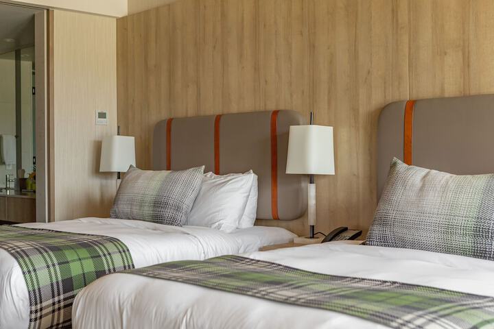 Headwaters Lodge at Eagle Ranch Resort