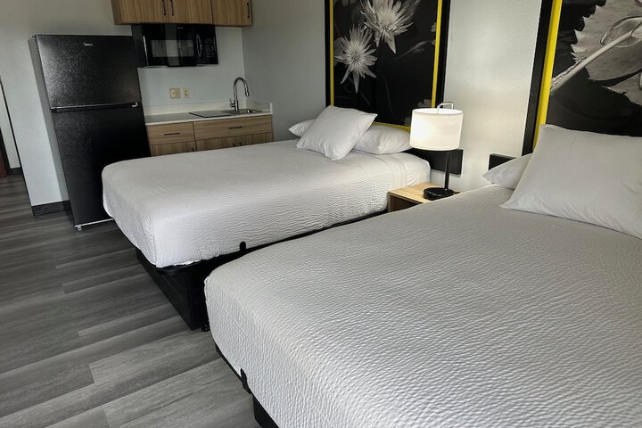 Room 26 of 59