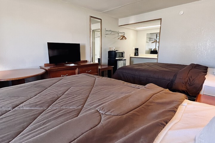 Room 14 of 44