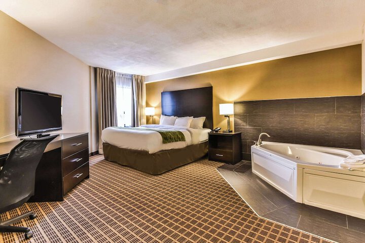Room 18 of 29