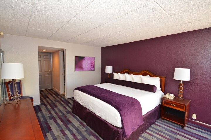 Room 20 of 36