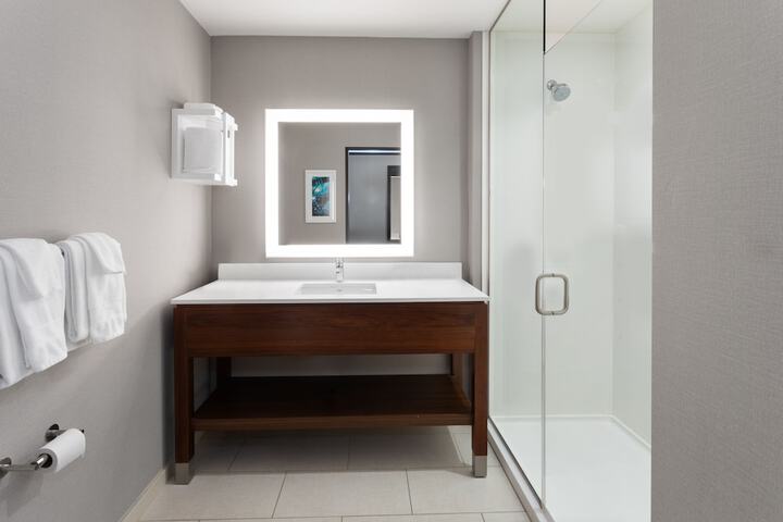 Room 16 of 29
