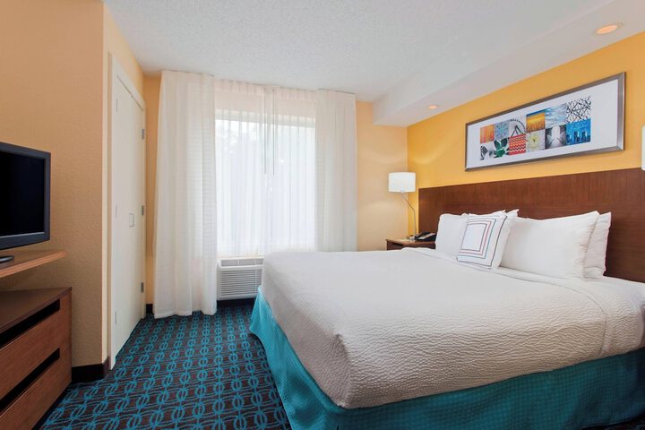 Room 12 of 26