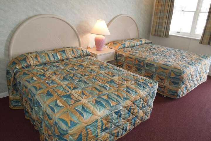 Room 17 of 22
