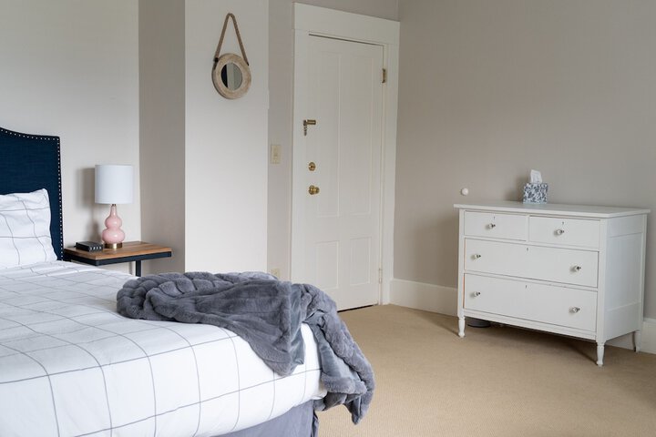 Room 30 of 61