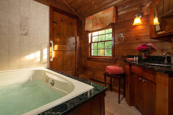 Hot Tub 85 of 93