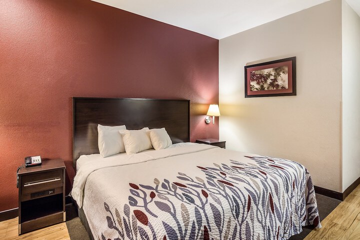 Red Roof Inn St. Louis - Troy IL