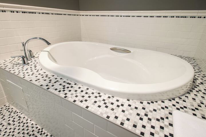 Hume Hotel & Spa