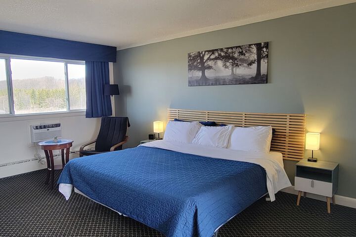 Room 20 of 32