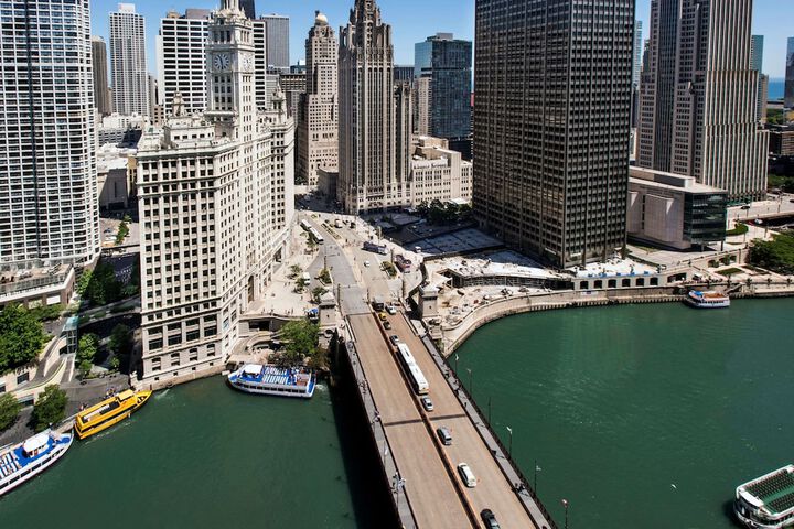 LondonHouse Chicago Curio Collection by Hilton