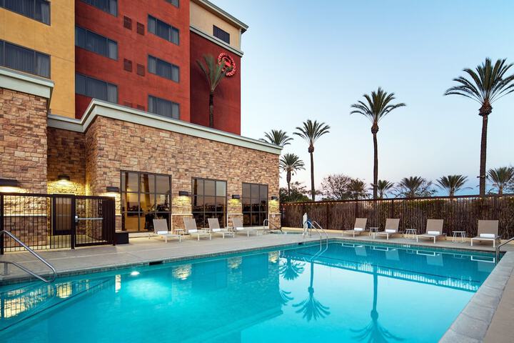 Sheraton Garden Grove-Anaheim South Hotel
