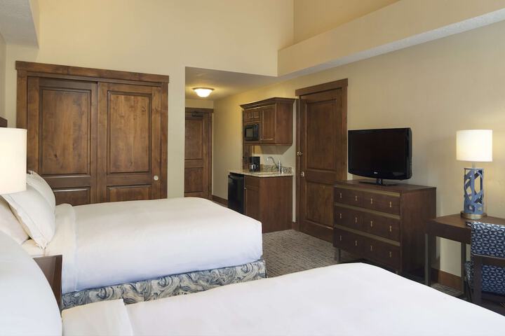 Room 52 of 58