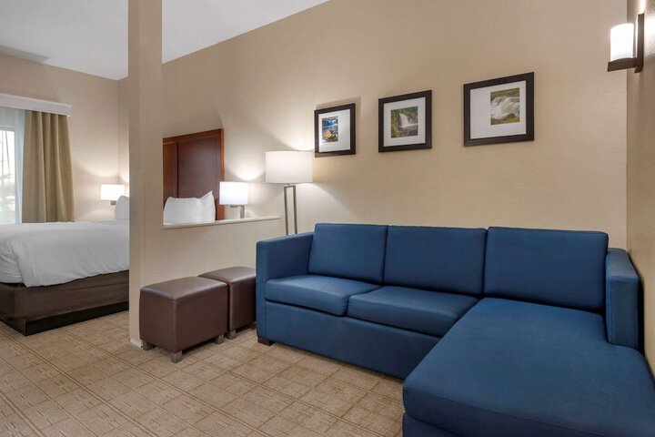 Comfort Inn & Suites North Mankato