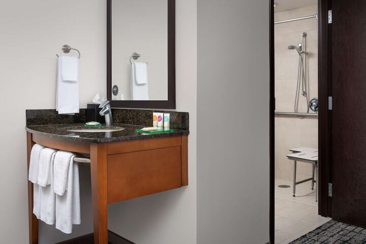 Hyatt Place Houston / Sugar Land