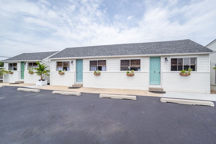 Ocean Glass Inn