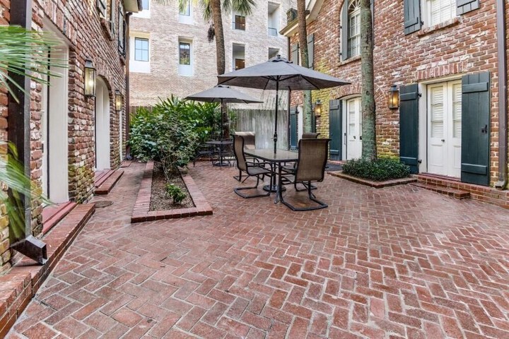 Terrace/Patio 36 of 40