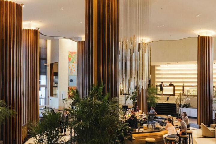 Eden Roc Miami Beach