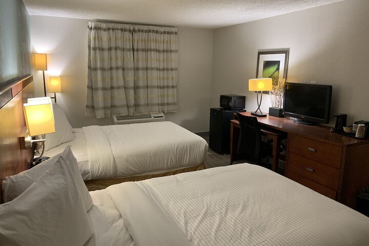 Room 13 of 31