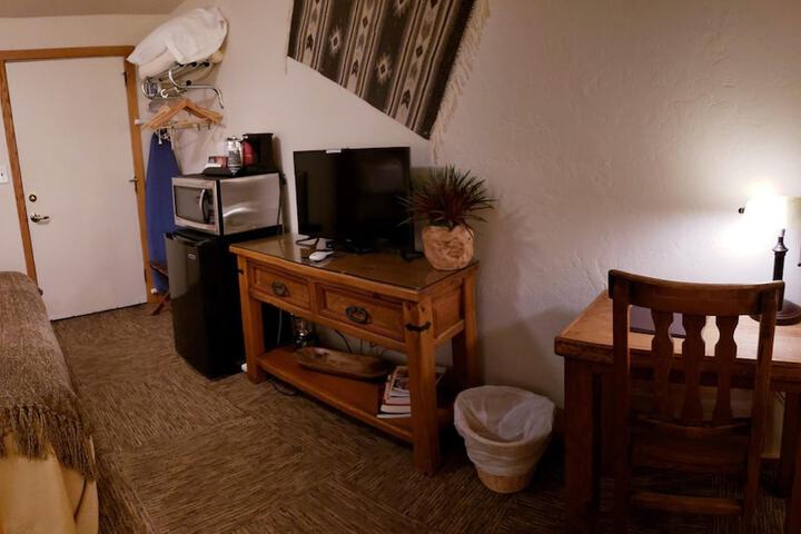 Room 30 of 87