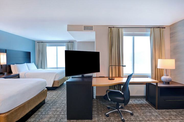 Room 33 of 53