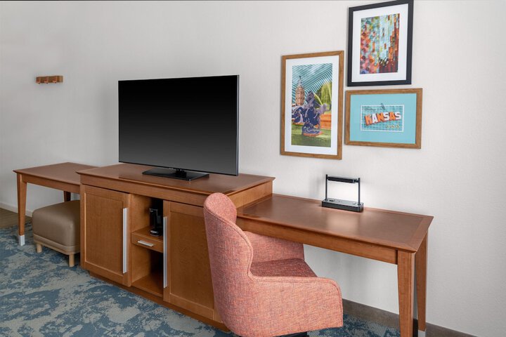 Hampton Inn Kansas City / Shawnee Mission