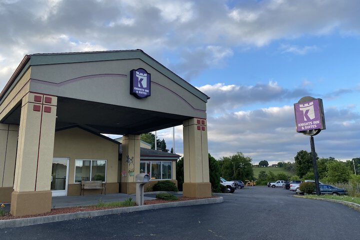 Knights Inn & Suites Dublin